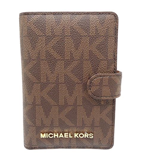 michael kors jet set travel passport case wallet|Michael Kors jetsetter wallet.